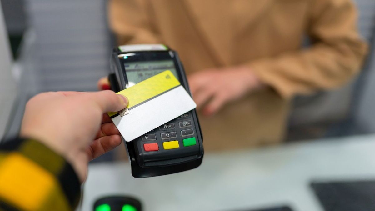 Německo se potýká s masivním výpadkem při platbách kartami